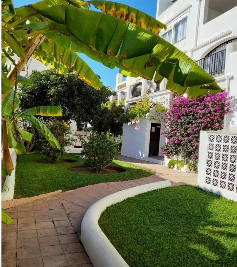 Donalolaplaya Apartment Sitio de Calahonda Ngoại thất bức ảnh