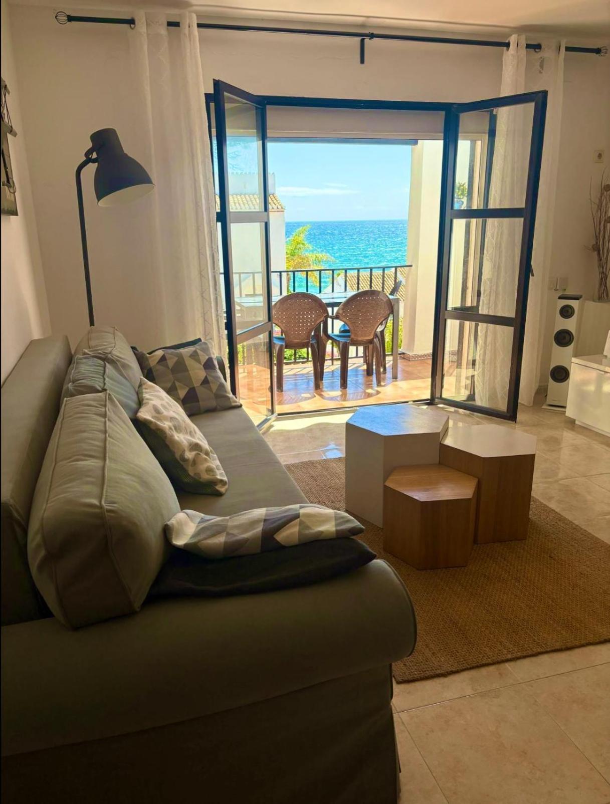 Donalolaplaya Apartment Sitio de Calahonda Ngoại thất bức ảnh